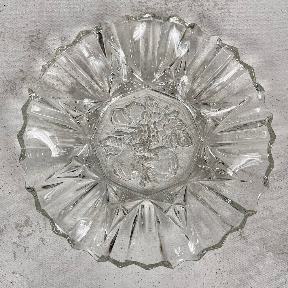 Clear depression Glass Ruffled Edge Bowl Indiana‎ Glass Company Pioneer 1950